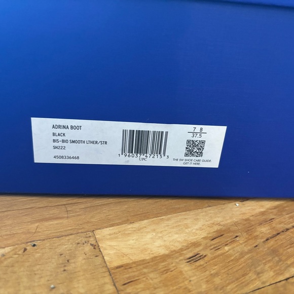 Stuart Weitzman Adrina boots Size 7 - Picture 3 of 4